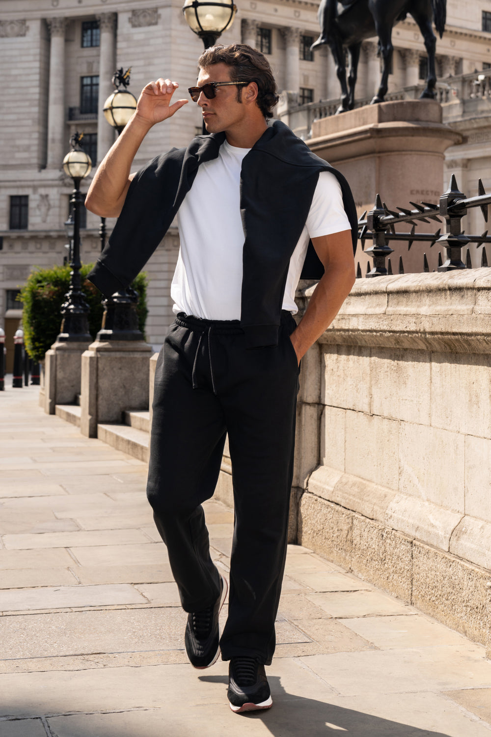 THE MILAN JOGGER