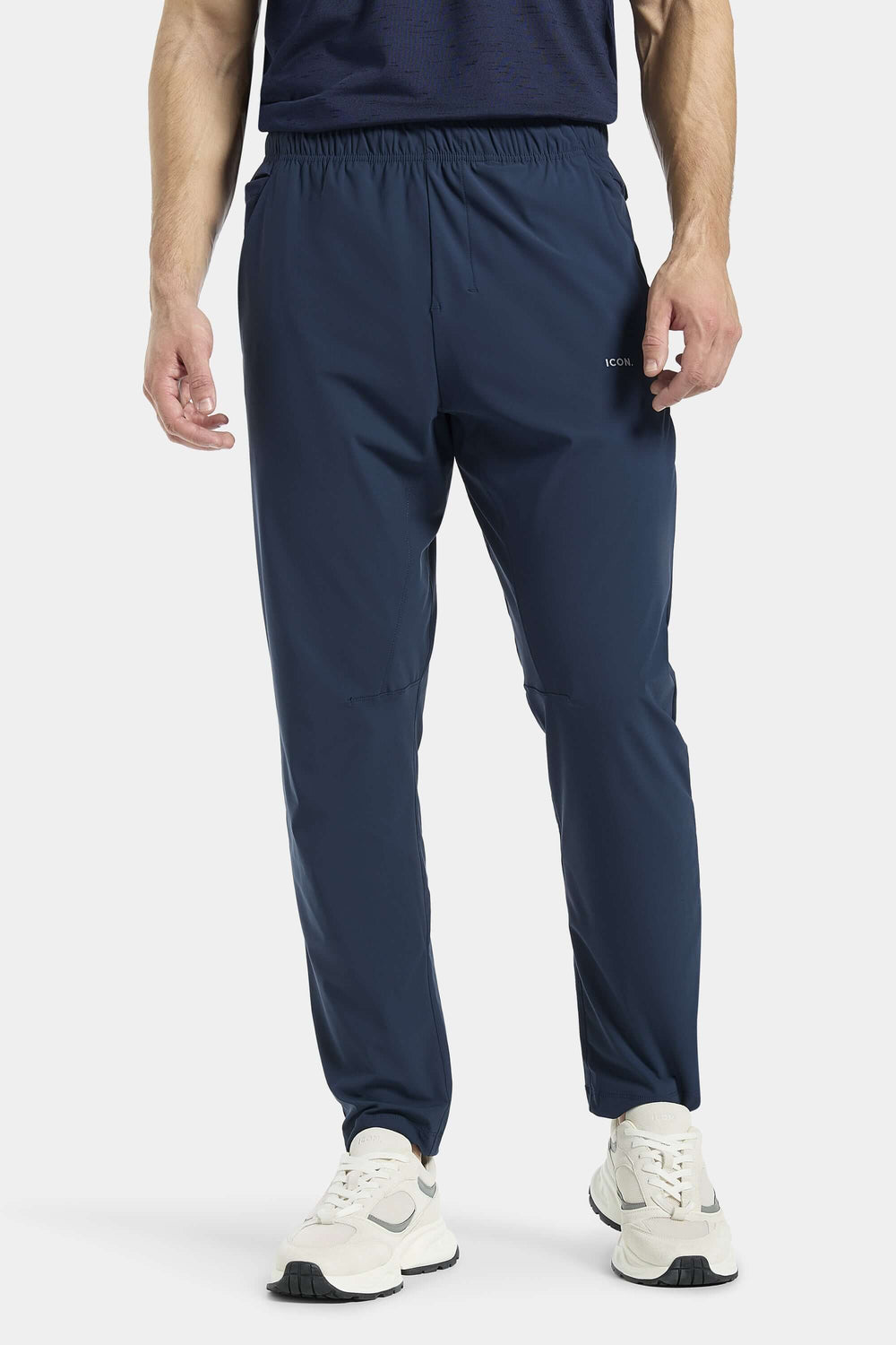 THE ACTIVE TRACK PANTS