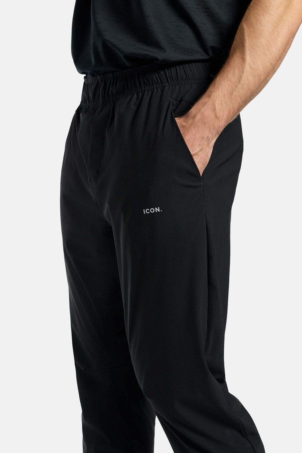 THE ACTIVE TRACK PANTS