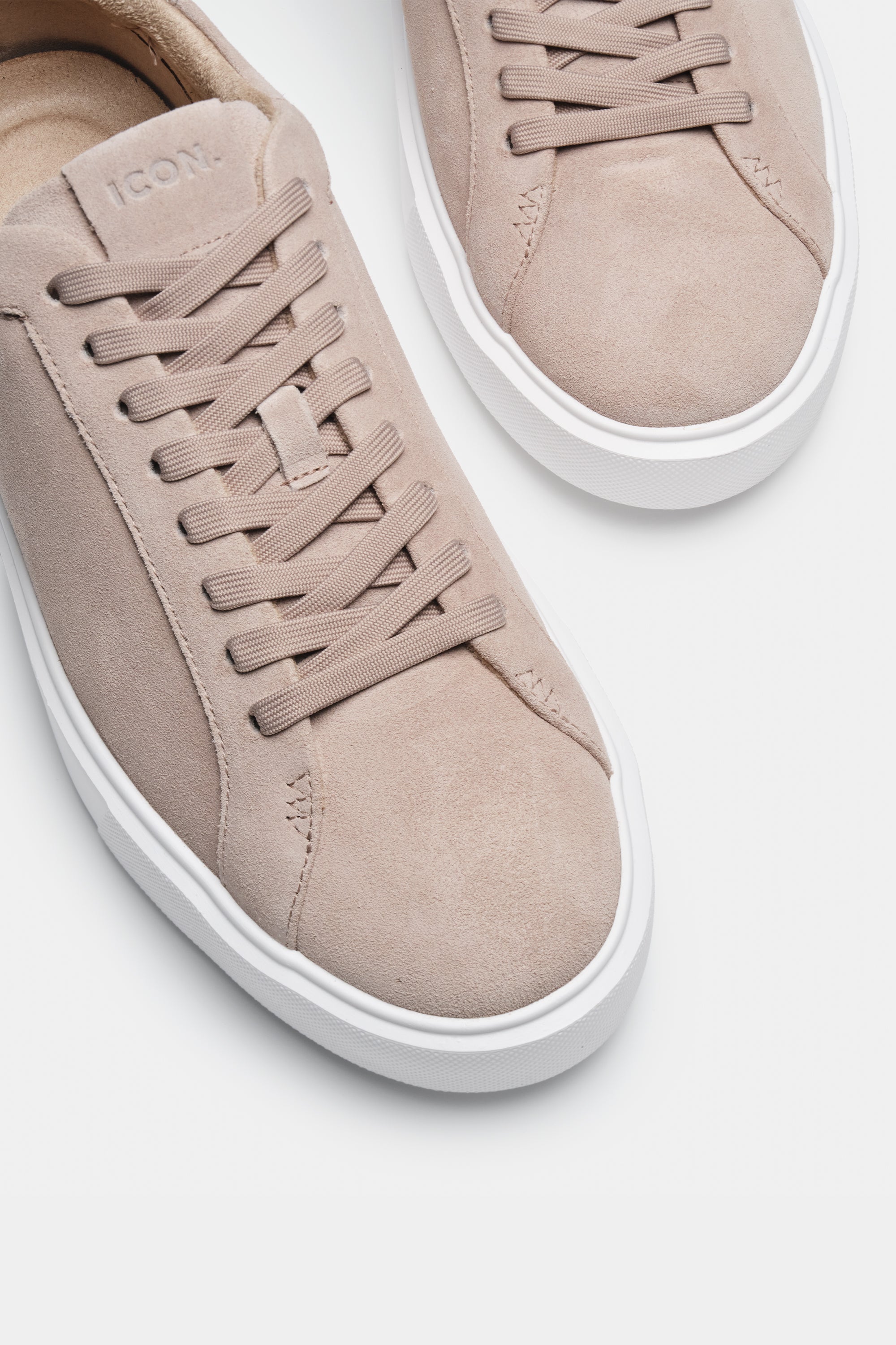 #color_Taupe