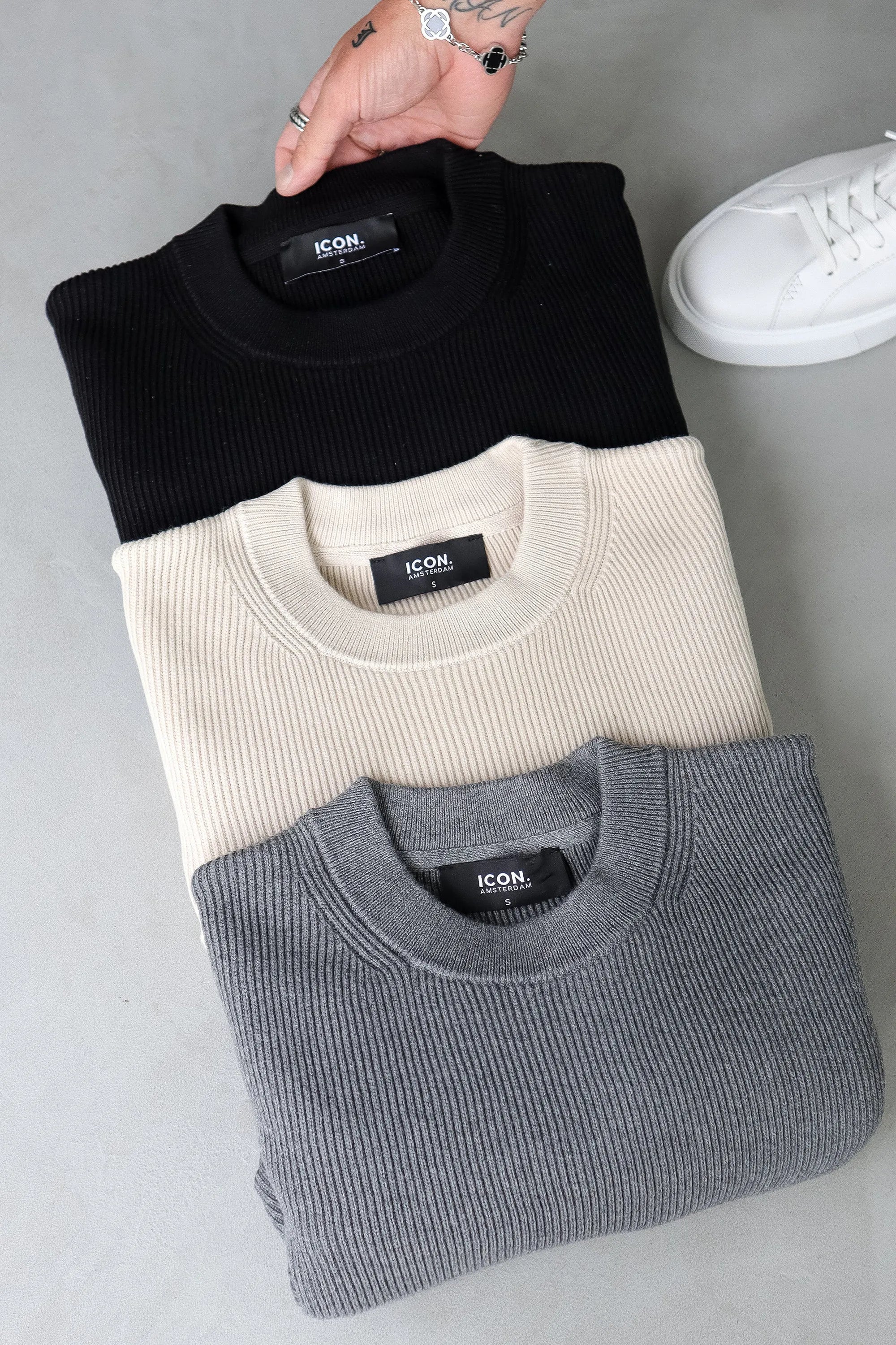 THE RENZO CREWNECK SWEATER - ICON. AMSTERDAM