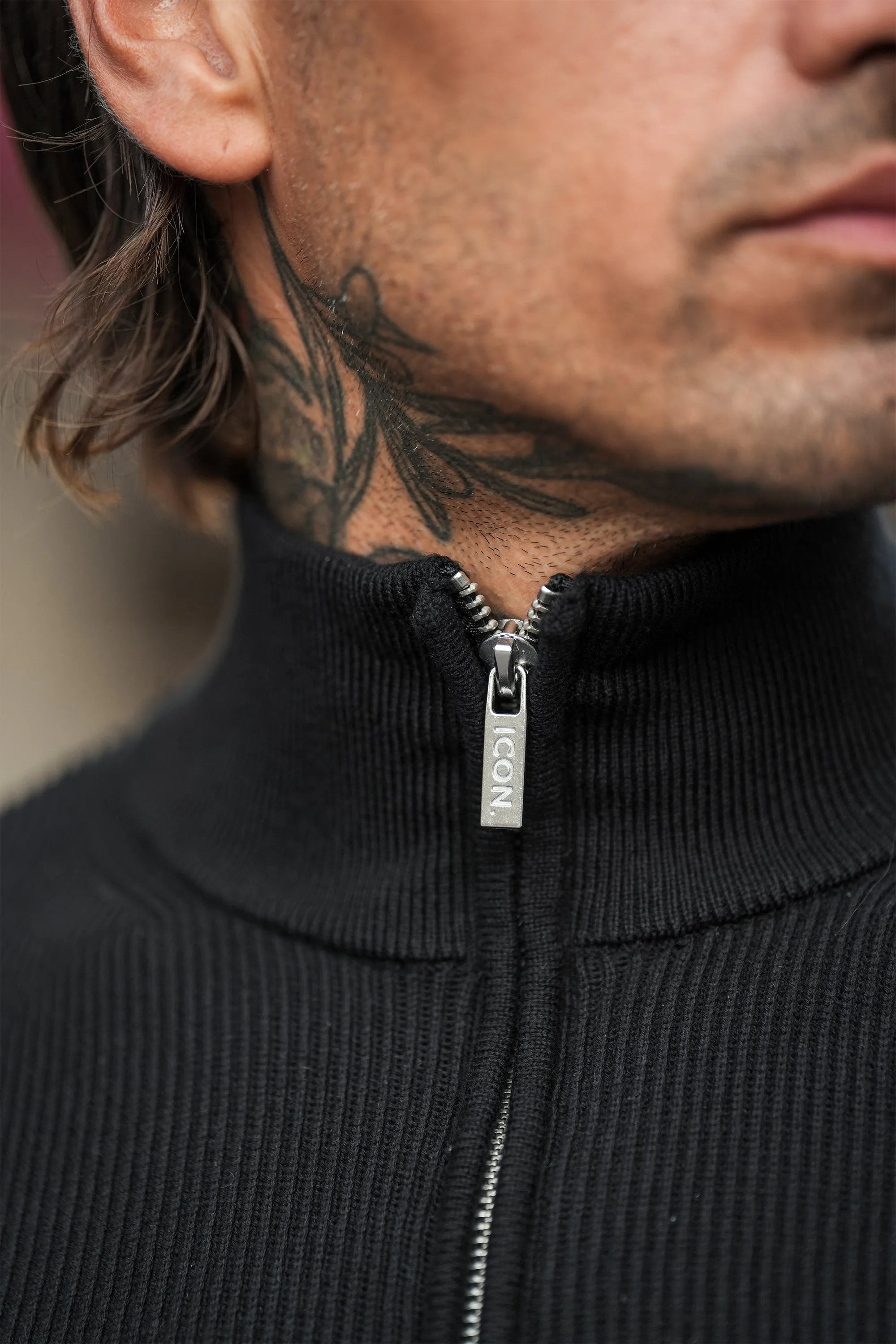 THE RENZO HALF ZIP SWEATER - ICON. AMSTERDAM