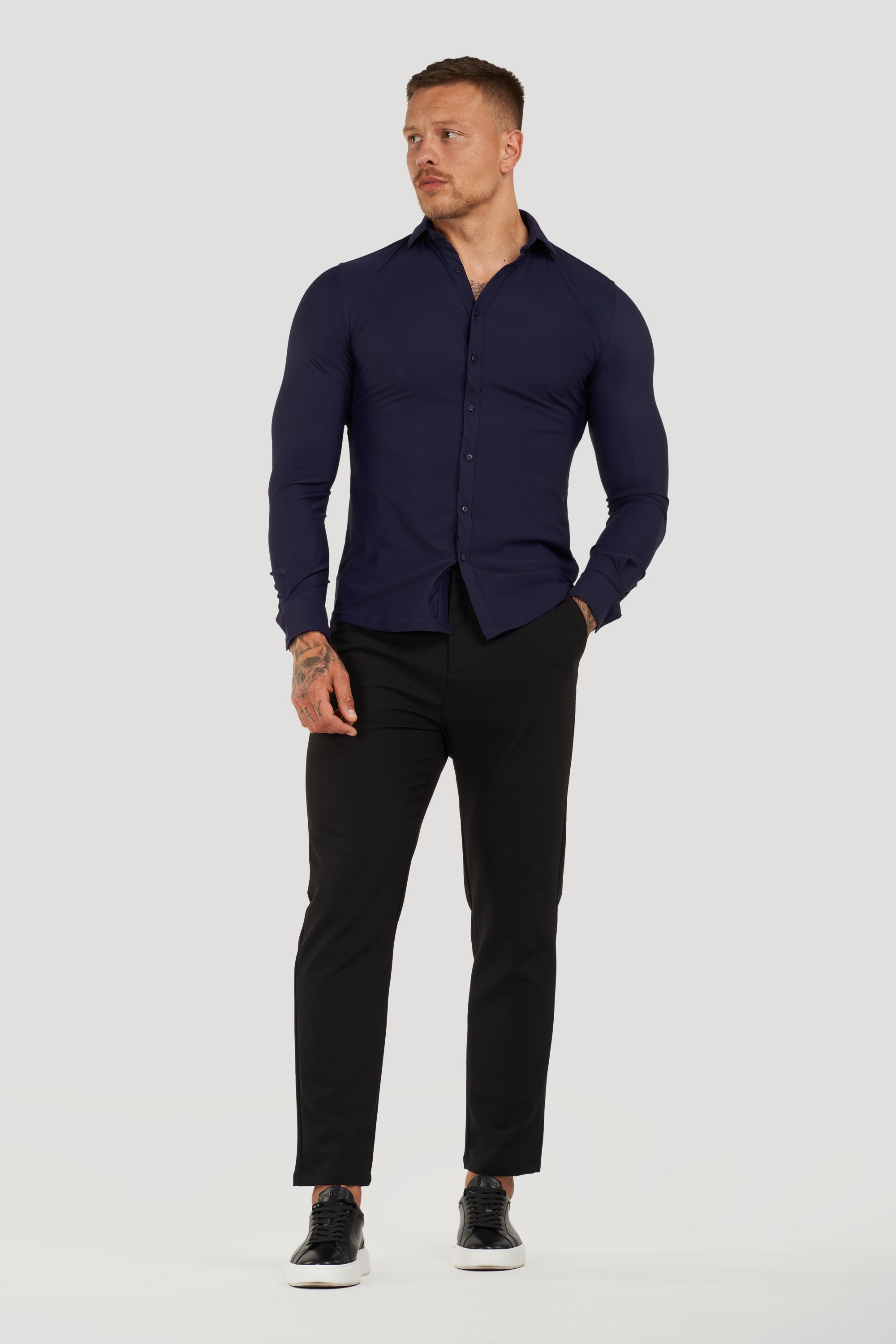 THE ATHLETIC STRETCH SHIRT - NAVY BLUE